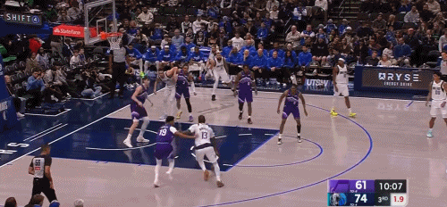 帶著母親遺愿戰(zhàn)斗12年，交易添頭成了隊魂