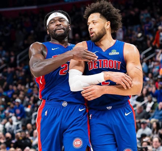 坎寧安29+5+11+3杜倫8中7，活塞主場(chǎng)23分大勝，威少難阻國(guó)王5連敗