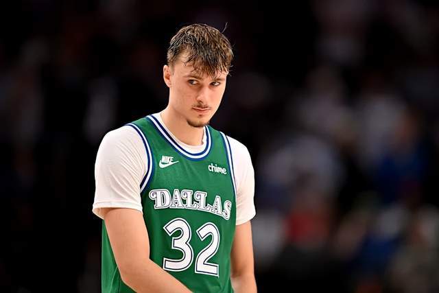 獨(dú)行俠官宣弗拉格缺席新秀賽！對陣太陽扭傷左腳 明日無緣戰(zhàn)湖人